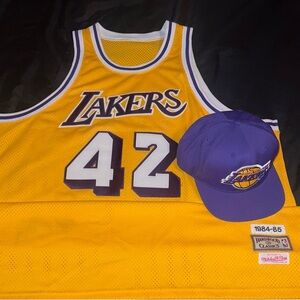 Los Angeles Lakers James Worthy Jersey with matching SnapBack